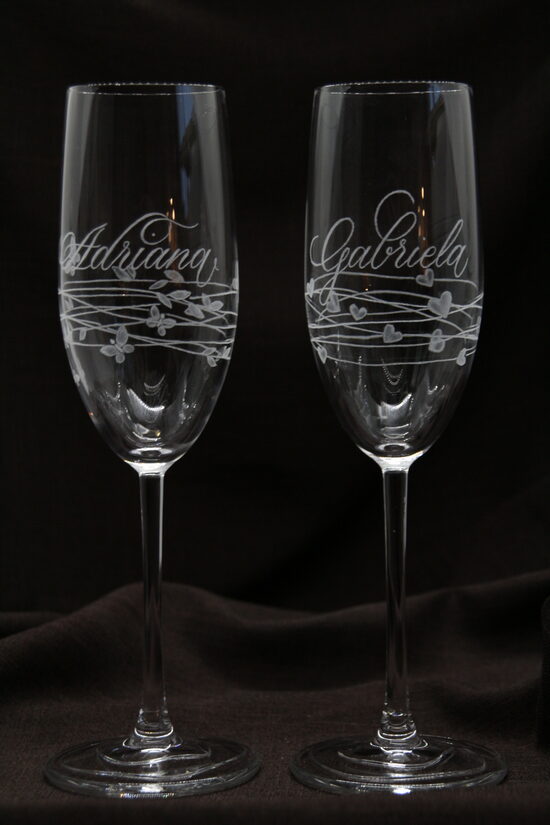 Personalizēta glāze ar gravējumu dzimšanas dienā.