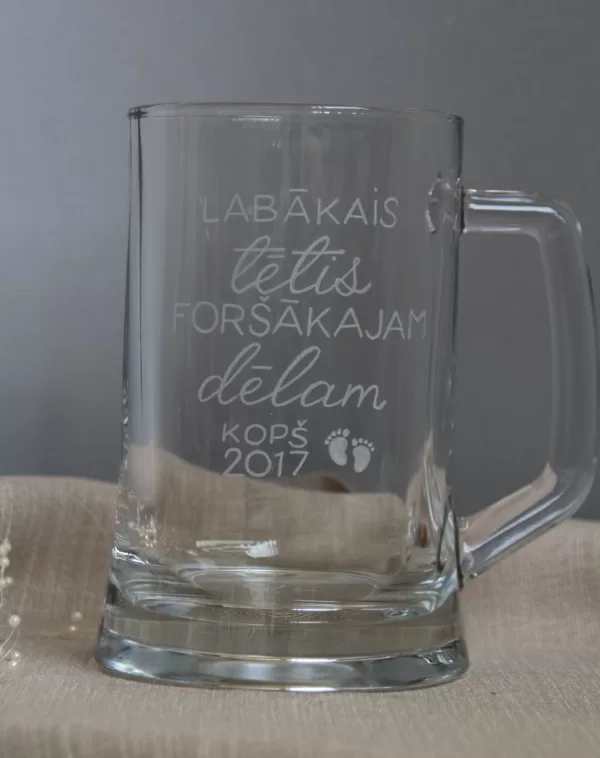 Alus kausi, glāzes.